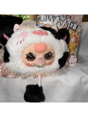 New Baby Three Big Head Cow Backpack with Special Eyes and Pacifier